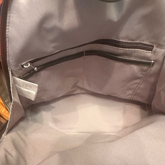 Baggallini Storm Gray Backpack Sling bag - Picture 7 of 13